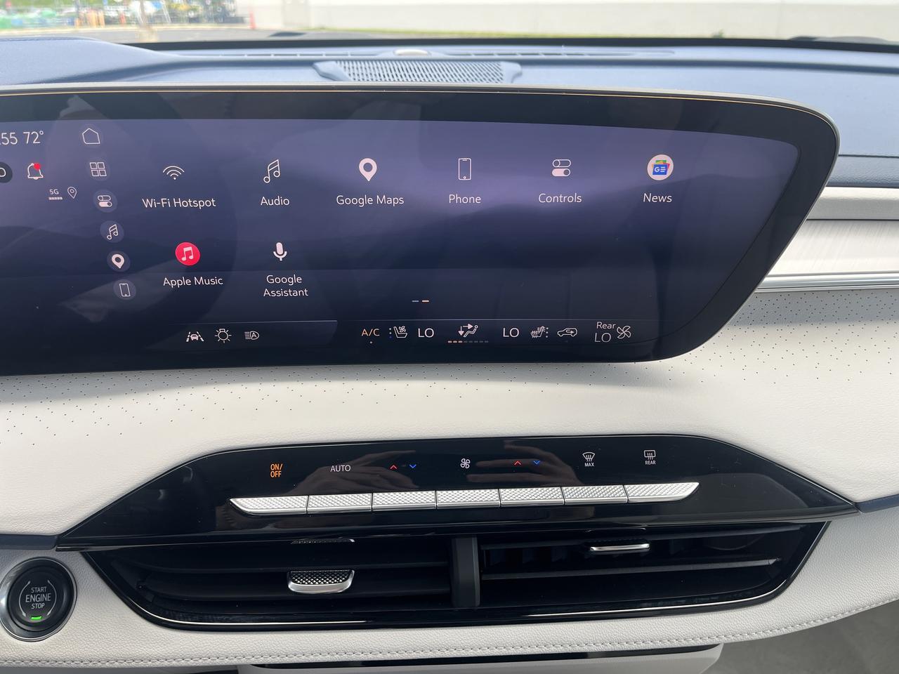 2025 Buick Enclave Avenir AWD SuperCruise TraileringPkgs w/SuperCruise AdptvCrz Sunroof 22s RrCamMrr HD-SrrndVsn Saukville WI