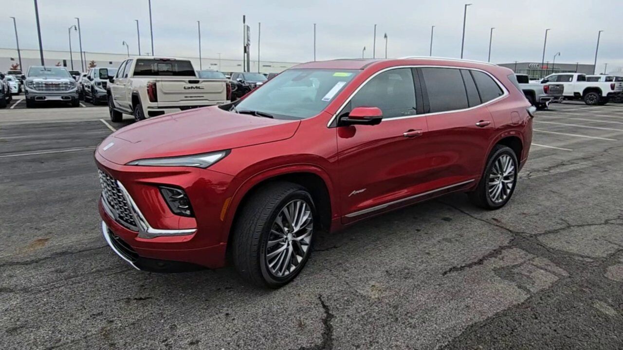 2025 Buick Enclave Avenir Columbus OH