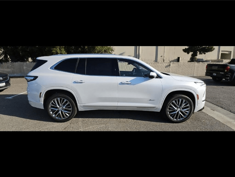 2025 Buick Enclave Avenir Knoxville TN