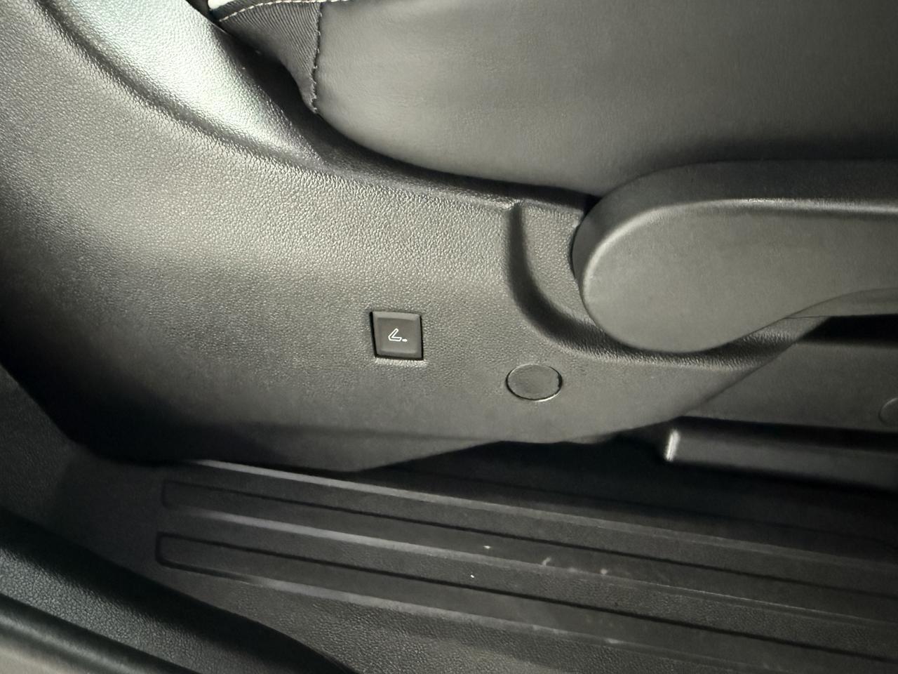 2025 Buick Enclave Avenir Knoxville TN