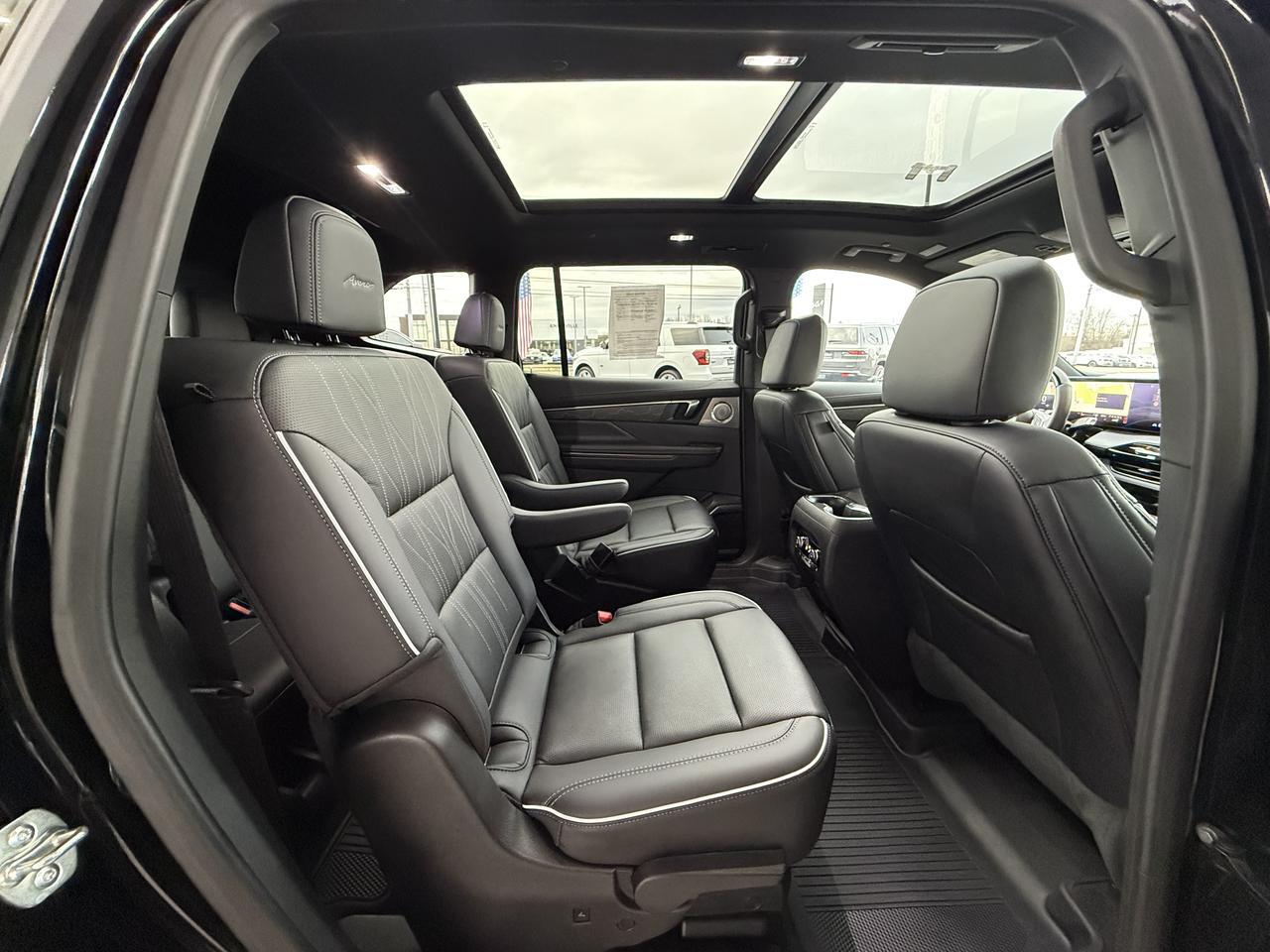 2025 Buick Enclave Avenir Knoxville TN