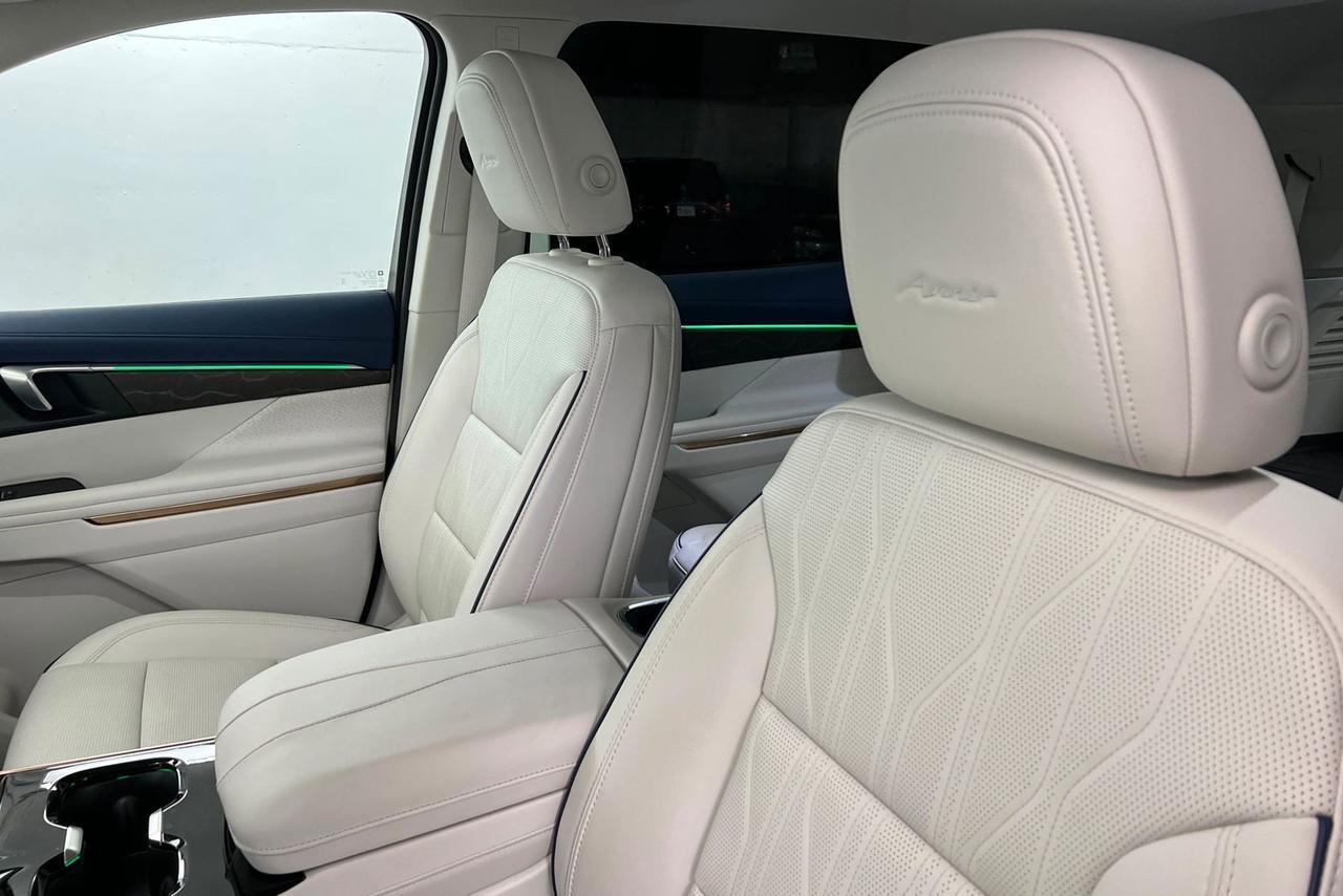 2025 Buick Enclave Avenir Knoxville TN