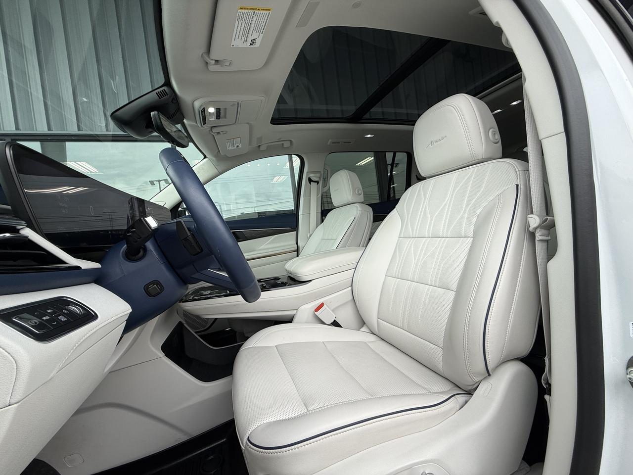 2025 Buick Enclave Avenir Knoxville TN