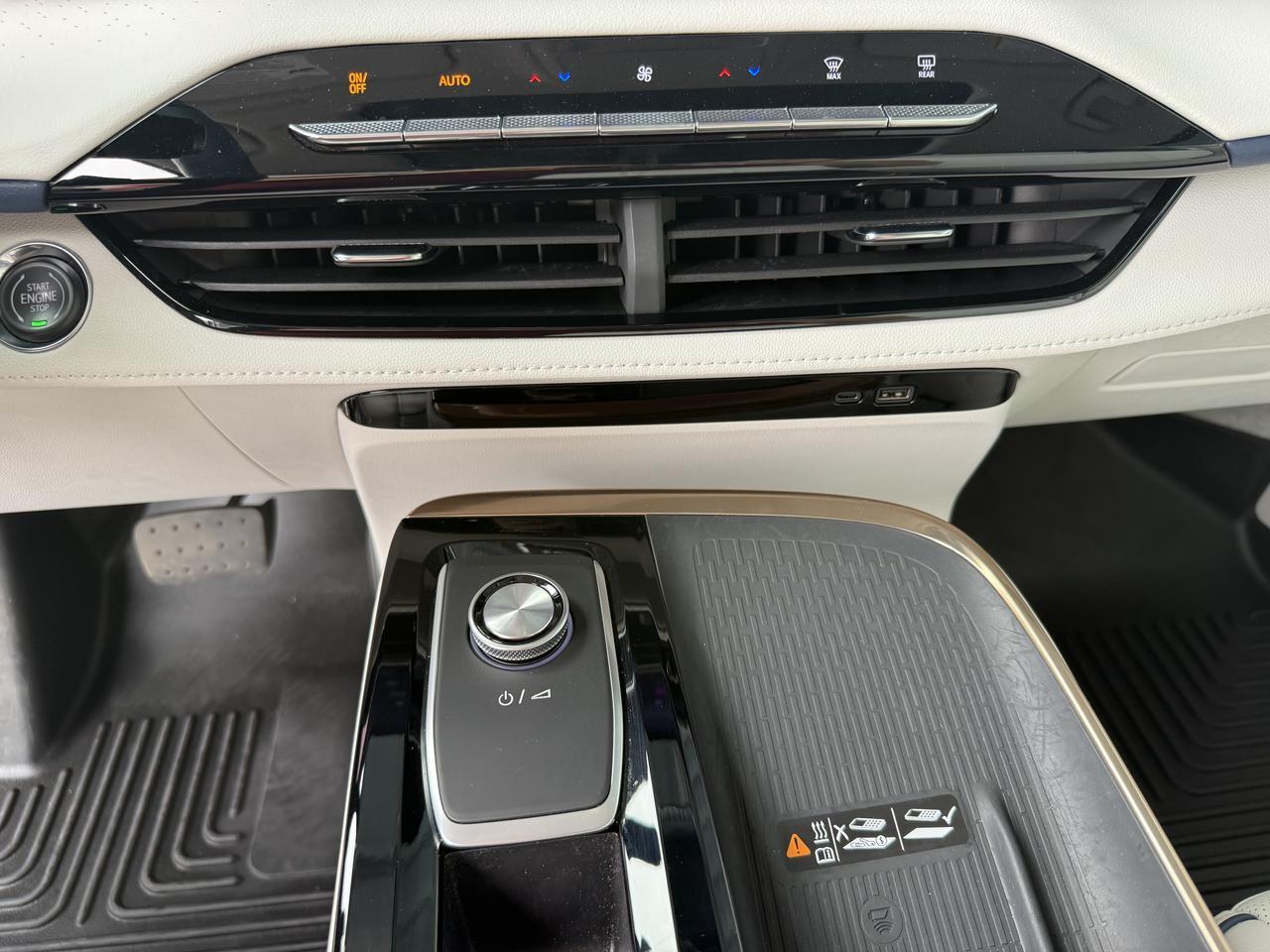 2025 Buick Enclave Avenir Knoxville TN