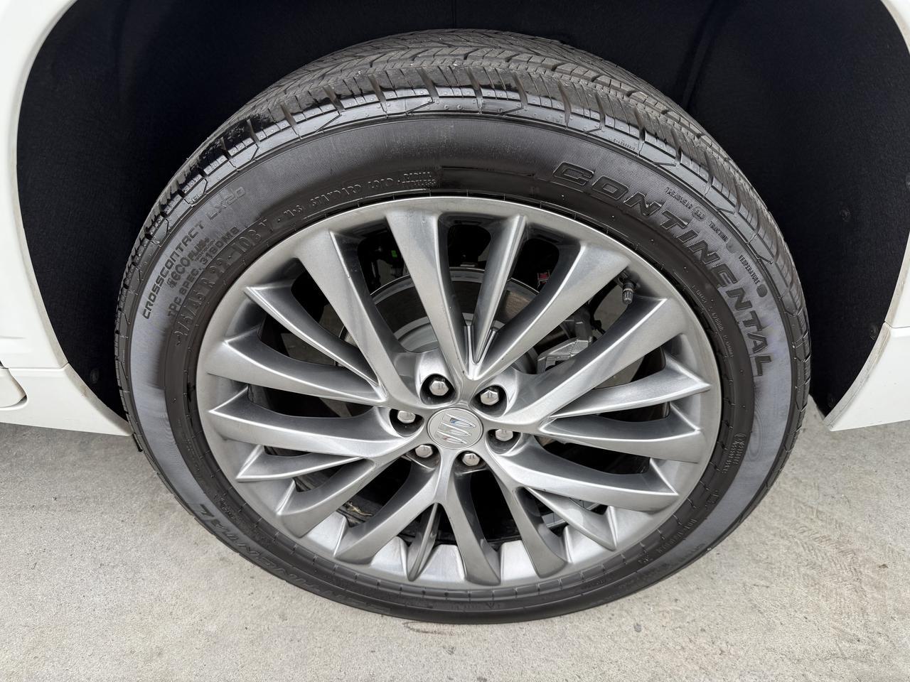 2025 Buick Enclave Avenir Knoxville TN