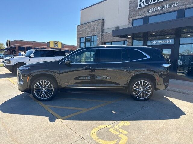 2025 Buick Enclave Avenir