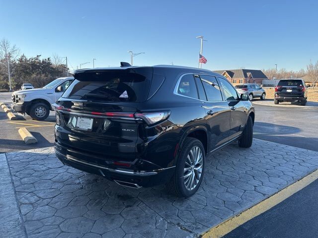 2025 Buick Enclave Avenir Carbondale IL