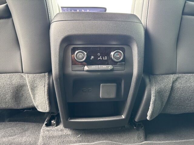 2025 Buick Enclave Preferred  TX
