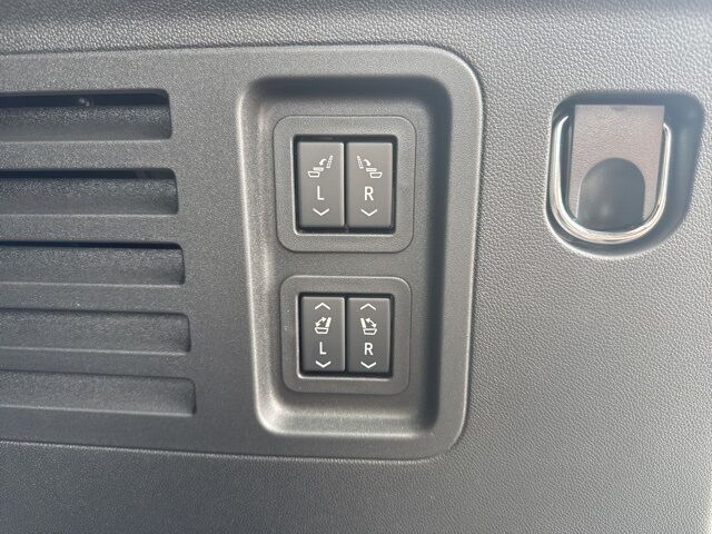 2025 Buick Enclave Preferred  TX