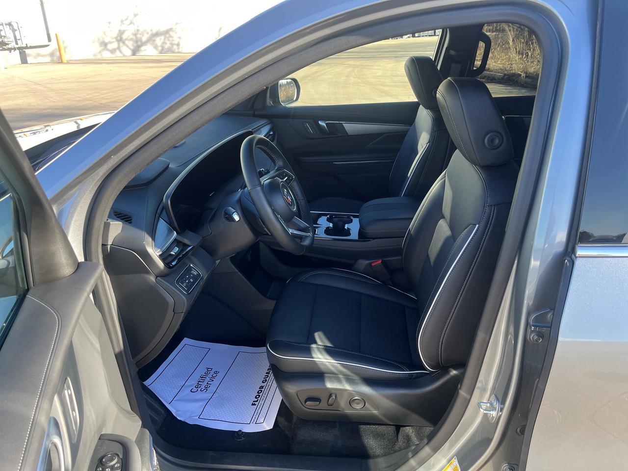 2025 Buick Enclave Preferred AWD w/Heated Seats HtdSteeringWheel Bose 20s HD-SurroundVision Saukville WI