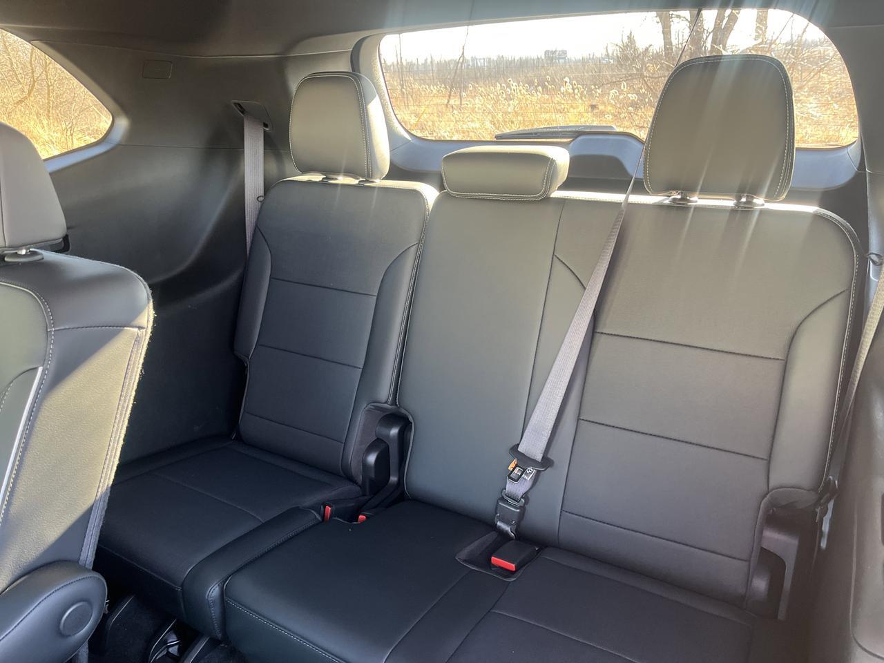 2025 Buick Enclave Preferred AWD w/Heated Seats HtdSteeringWheel Bose 20s HD-SurroundVision Saukville WI