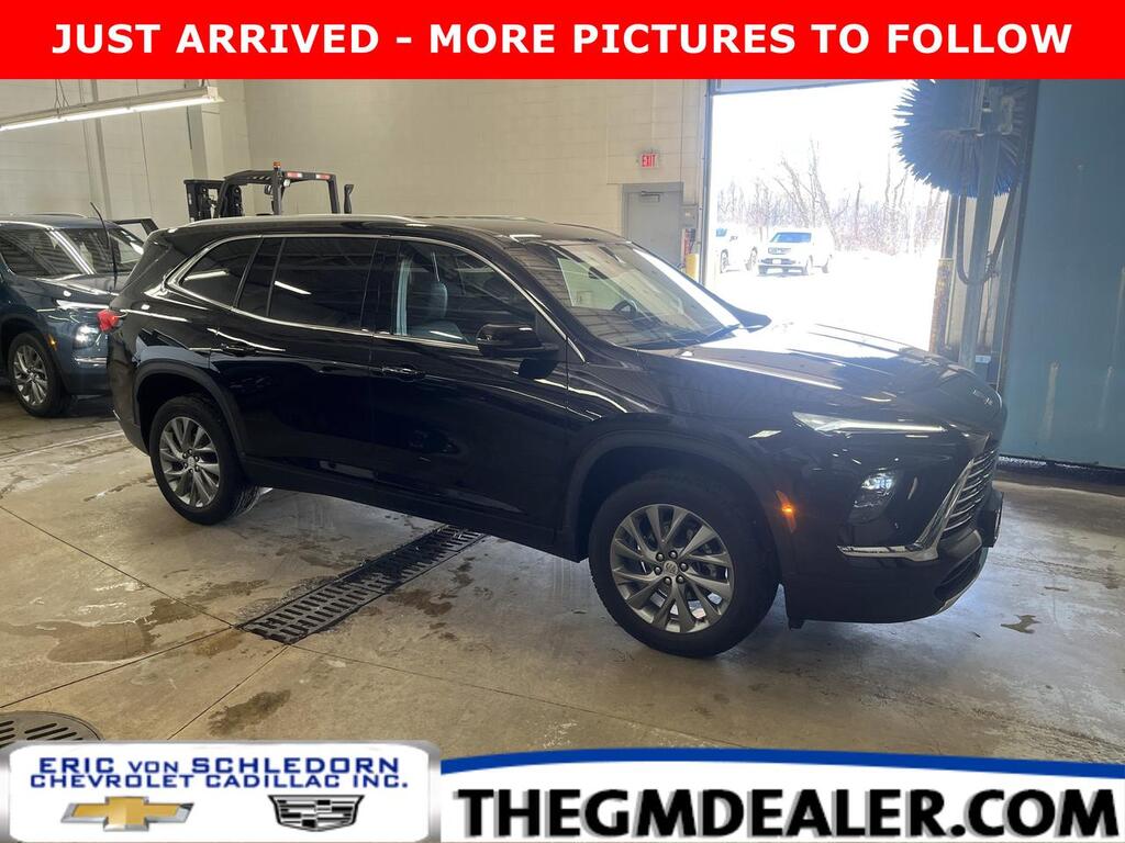 2025 Buick Enclave Preferred AWD w/Heated Seats HtdSteeringWheel Bose 20s HD-SurroundVision Milwaukee WI