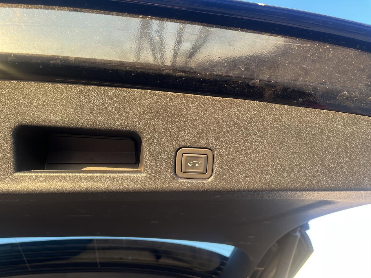 2025 Buick Enclave Preferred FWD w/Heated Seats HtdSteeringWheel Bose 20s HD-SurroundVision Saukville WI