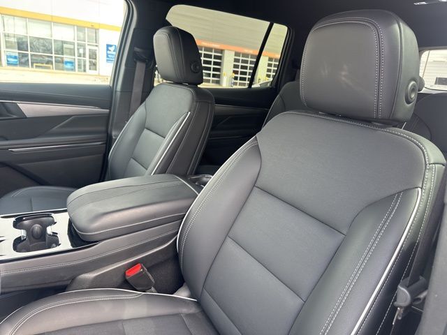 2025 Buick Enclave Preferred Random Lake WI