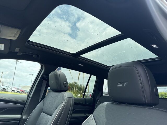 2025 Buick Enclave Sport Touring  TX