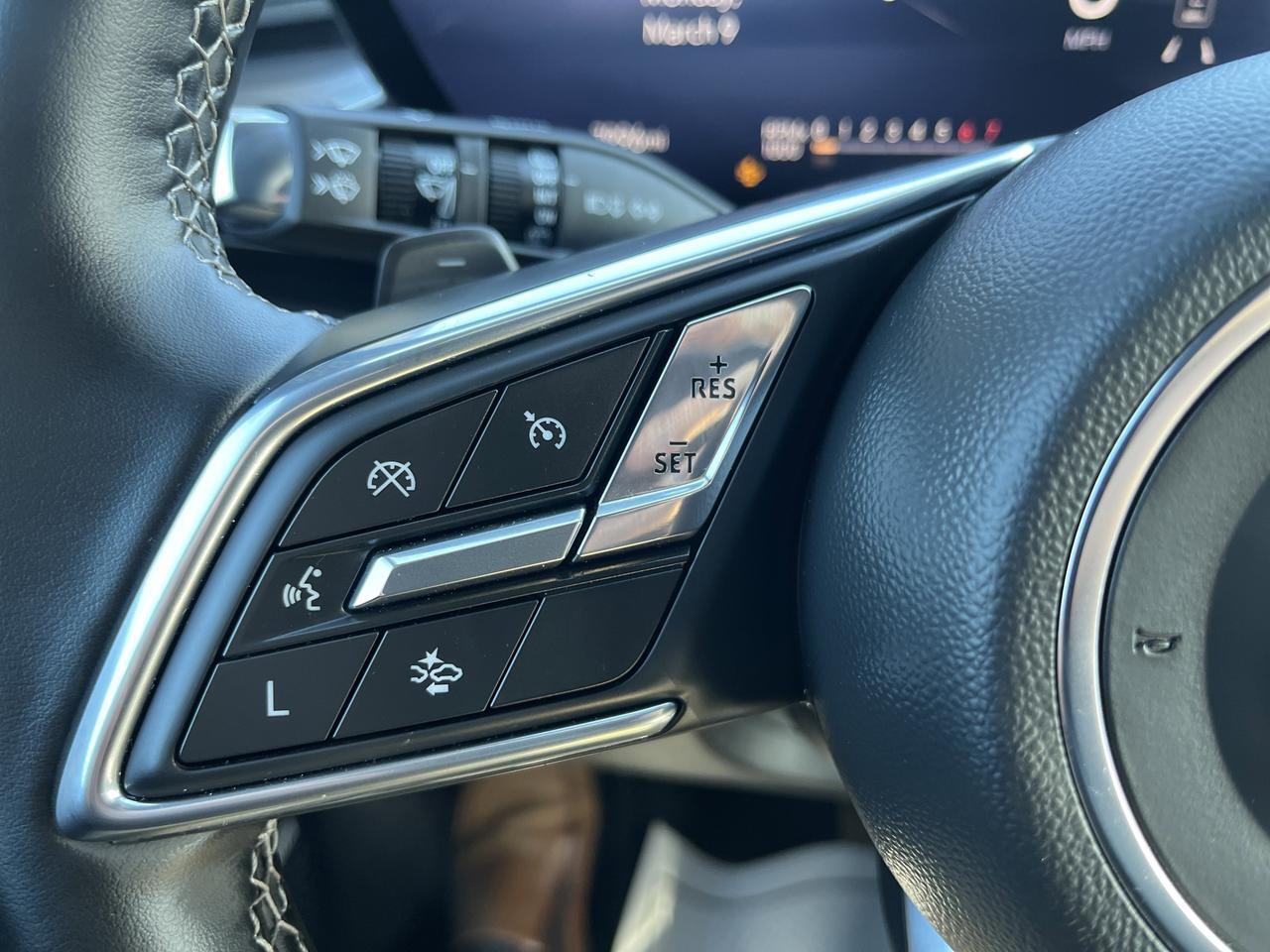 2025 Buick Enclave Sport Touring AWD w/AdptvCrz HeatedLeather HtdSteeringWheel 20s HD-SurroundVision Saukville WI