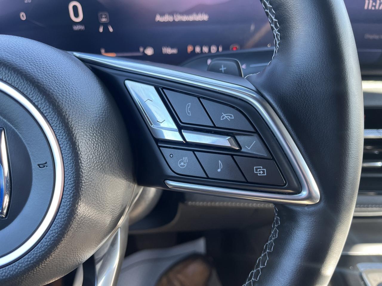 2025 Buick Enclave Sport Touring AWD w/AdptvCrz HeatedLeather HtdSteeringWheel 20s HD-SurroundVision Saukville WI