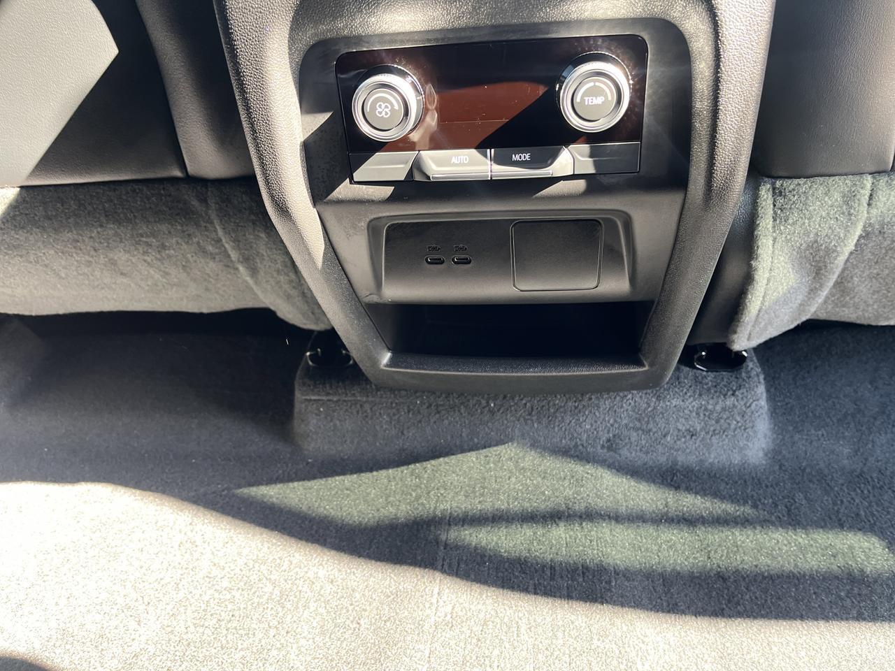 2025 Buick Enclave Sport Touring AWD w/AdptvCrz HeatedLeather HtdSteeringWheel 20s HD-SurroundVision Saukville WI