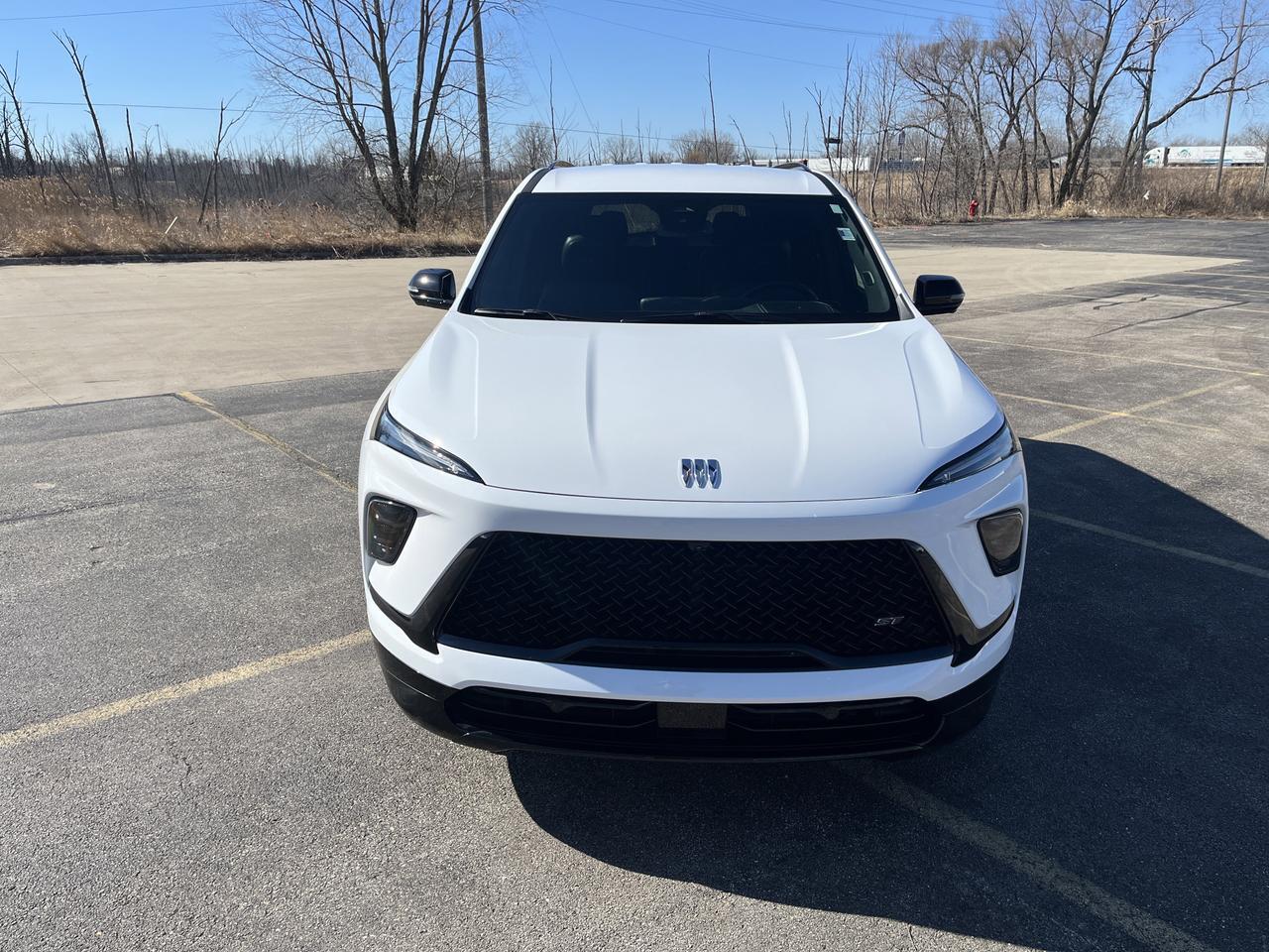 2025 Buick Enclave Sport Touring AWD w/AdptvCrz HeatedLeather HtdSteeringWheel 20s HD-SurroundVision Saukville WI