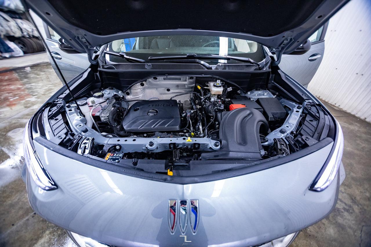 2025 Buick Encore GX AWD Sport Touring Leather BCam Red Deer AB