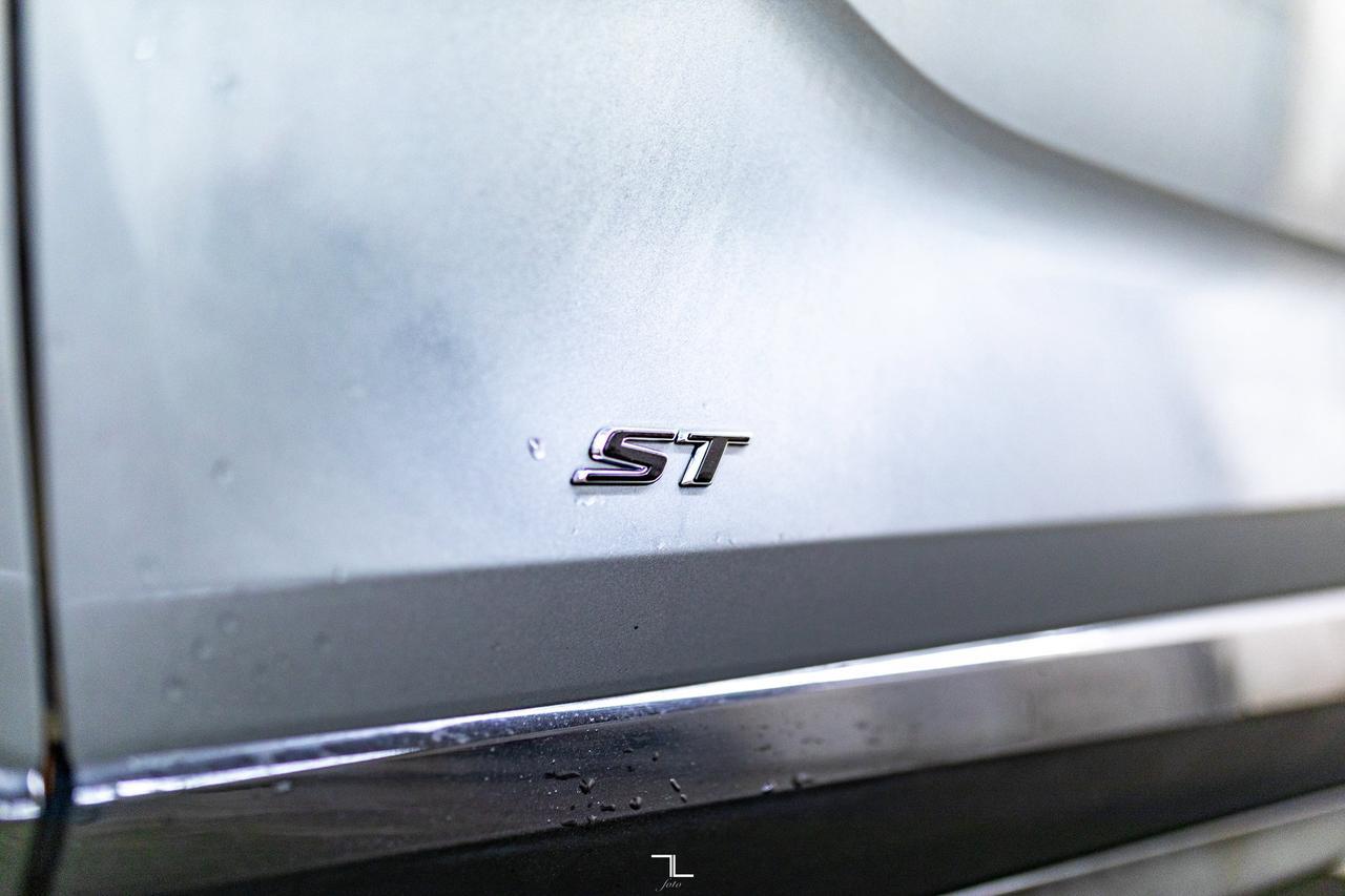 2025 Buick Encore GX AWD Sport Touring Leather BCam Red Deer AB