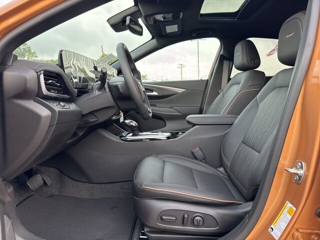 2025 Buick Envista Avenir Kerrville TX