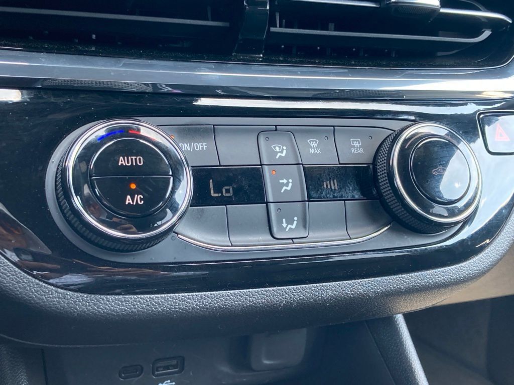 2025 Buick Envista Sport Touring San Antonio TX