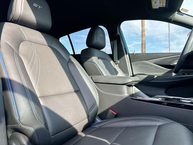 2025 Buick Envista Sport Touring Tucson AZ
