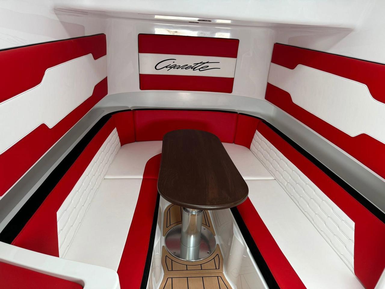 2025 CIGARETTE AURORIS 42' Fort Lauderdale FL