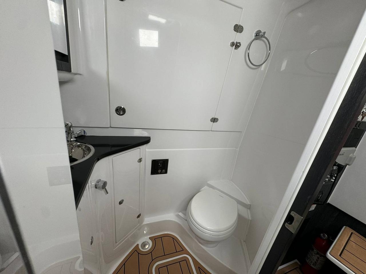 2025 CIGARETTE AURORIS 42' Fort Lauderdale FL
