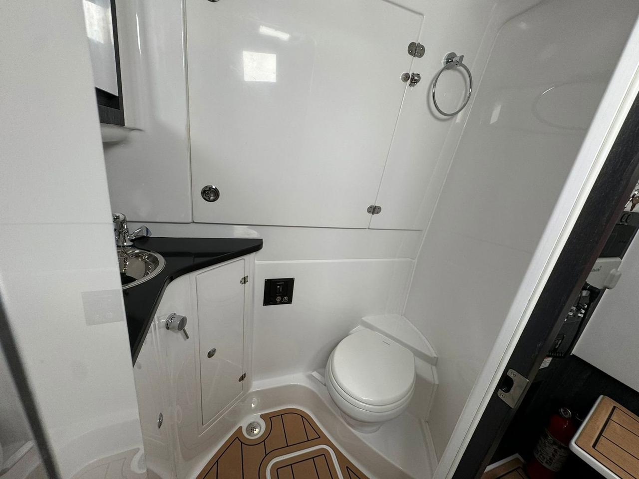 2025 CIGARETTE AURORIS 42' Fort Lauderdale FL