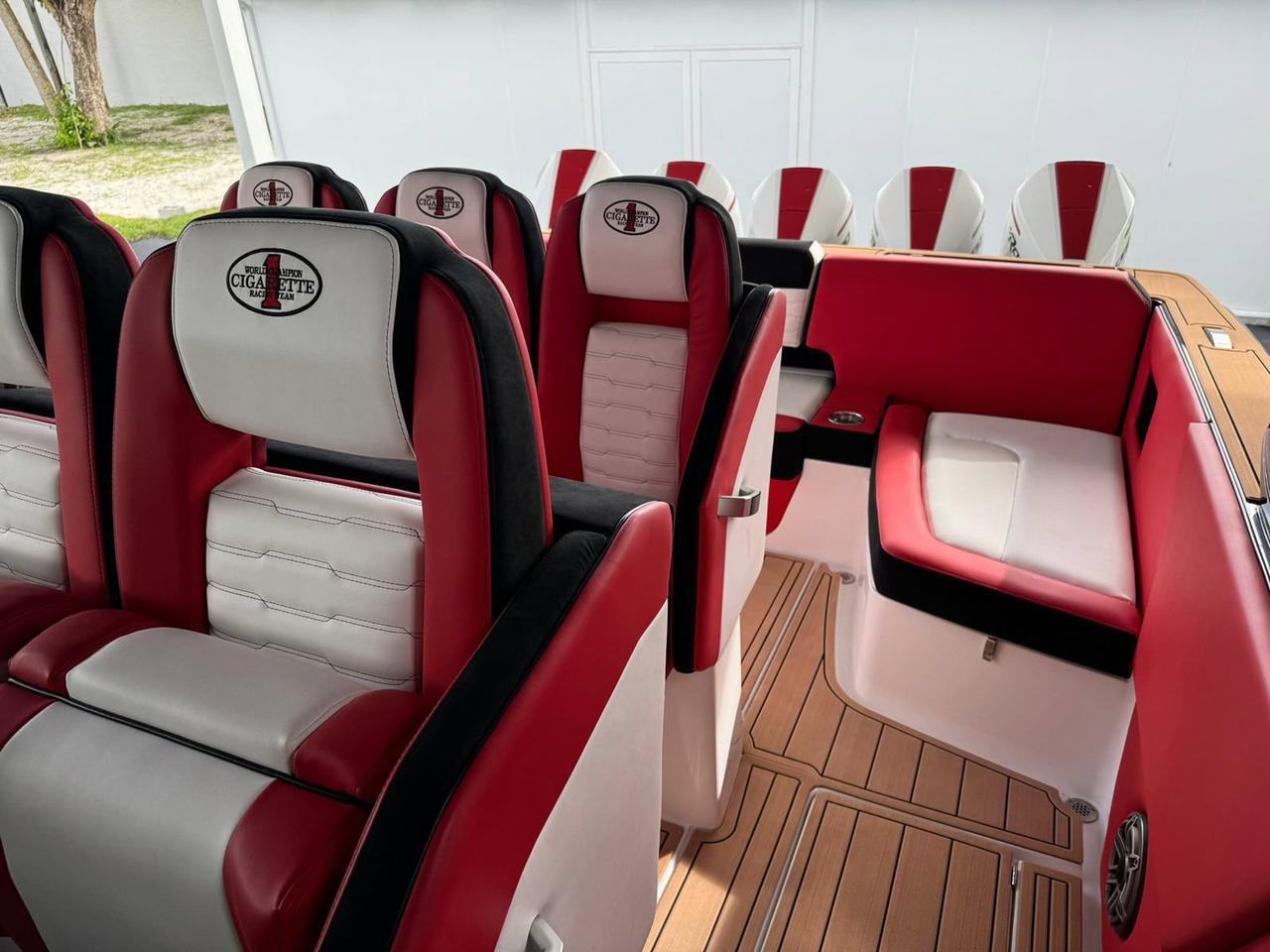 2025 CIGARETTE AURORIS 42' Fort Lauderdale FL