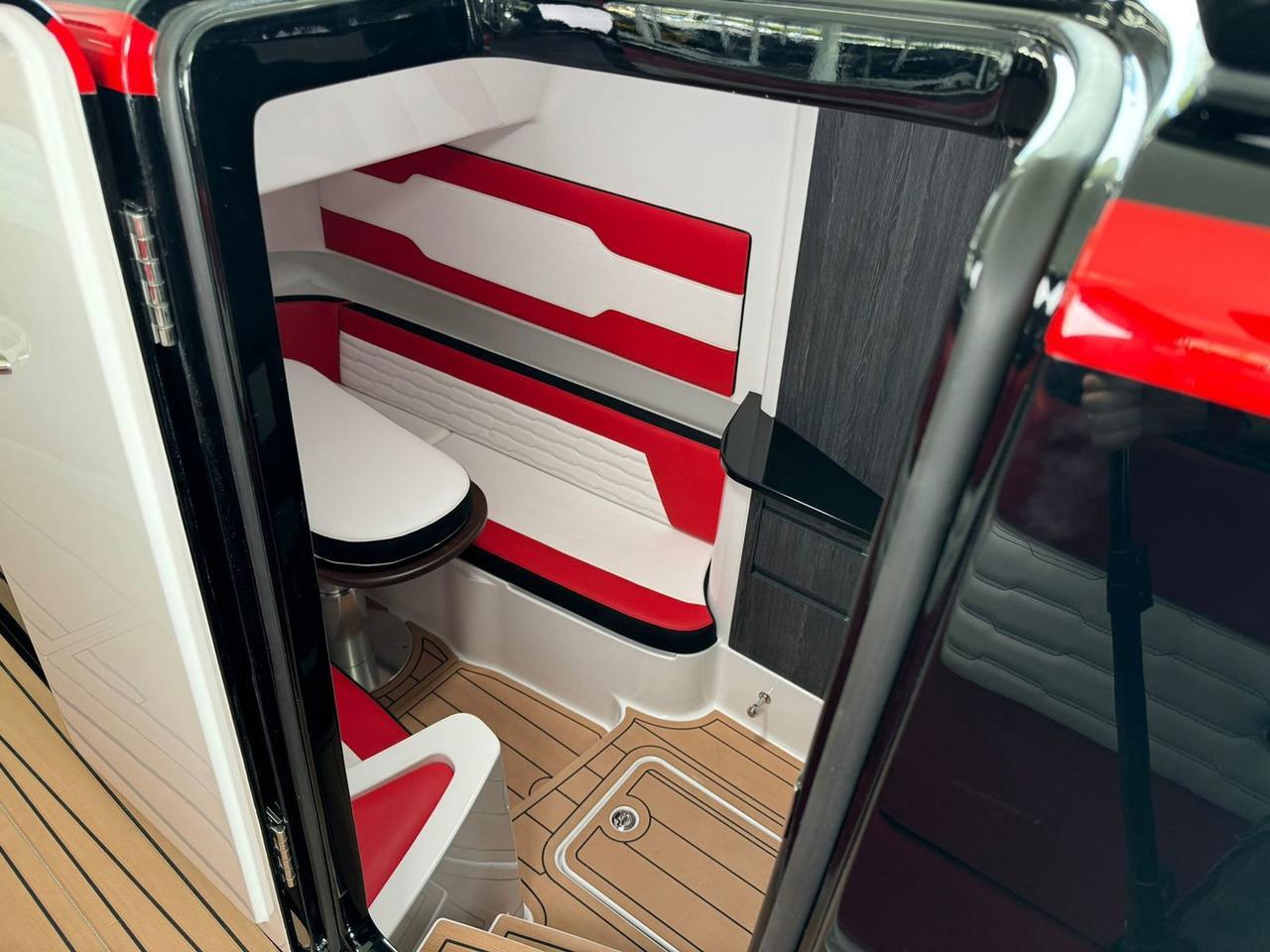 2025 CIGARETTE AURORIS 42' Fort Lauderdale FL