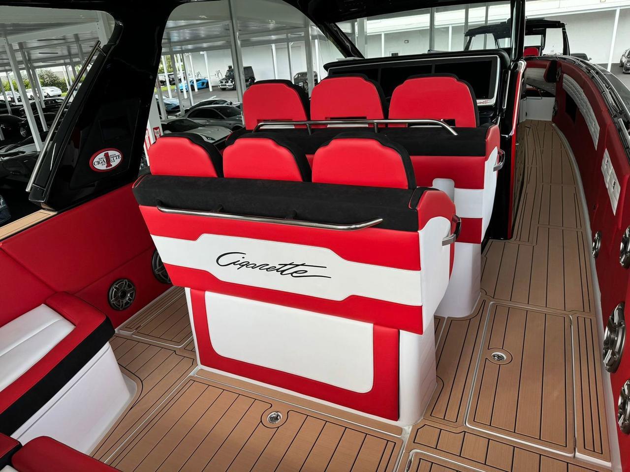 2025 CIGARETTE AURORIS 42' Fort Lauderdale FL