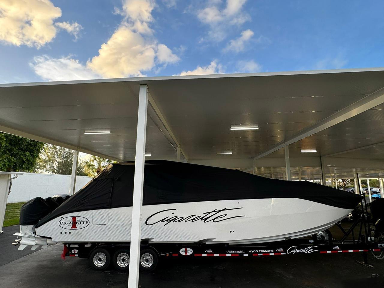 2025 CIGARETTE AURORIS 42' Fort Lauderdale FL