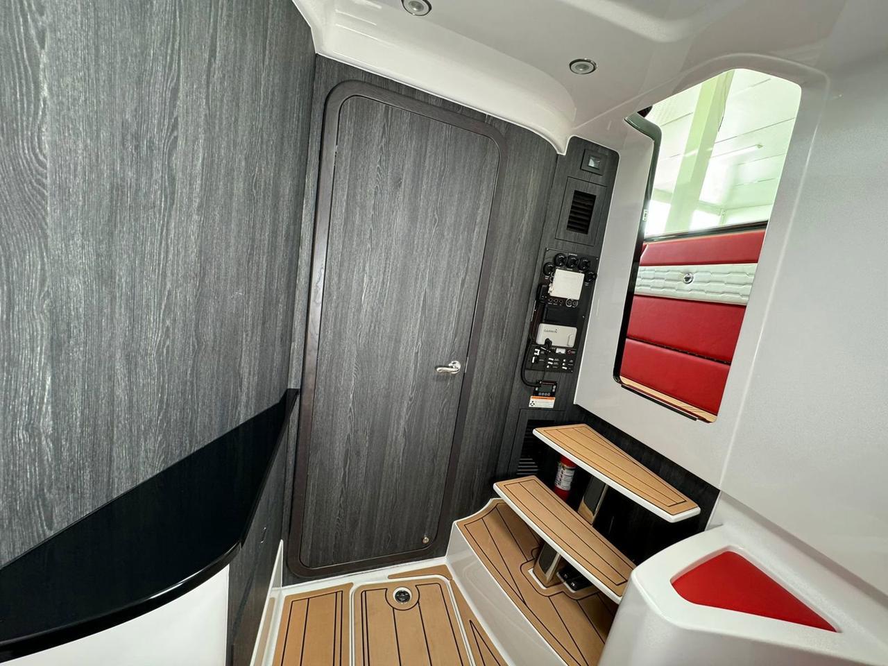 2025 CIGARETTE AURORIS 42' Fort Lauderdale FL