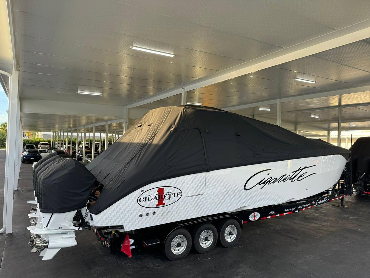 2025 CIGARETTE AURORIS 42' Fort Lauderdale FL