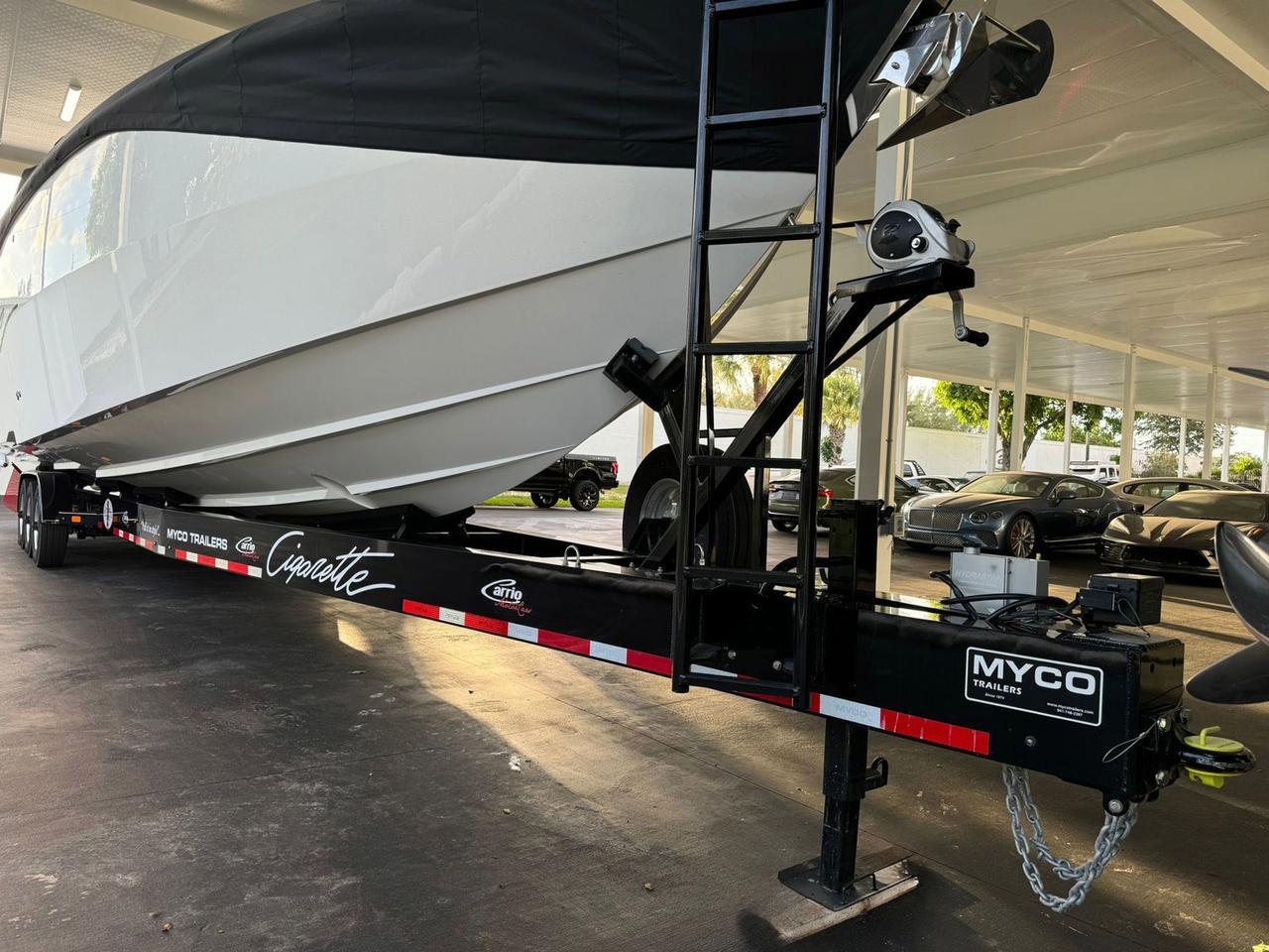 2025 CIGARETTE AURORIS 42' Fort Lauderdale FL