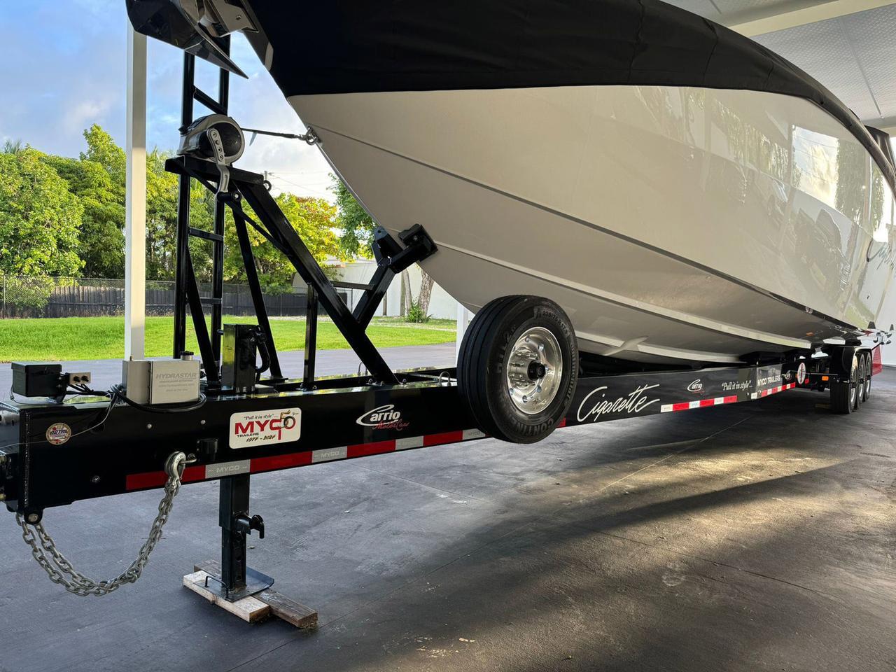 2025 CIGARETTE AURORIS 42' Fort Lauderdale FL