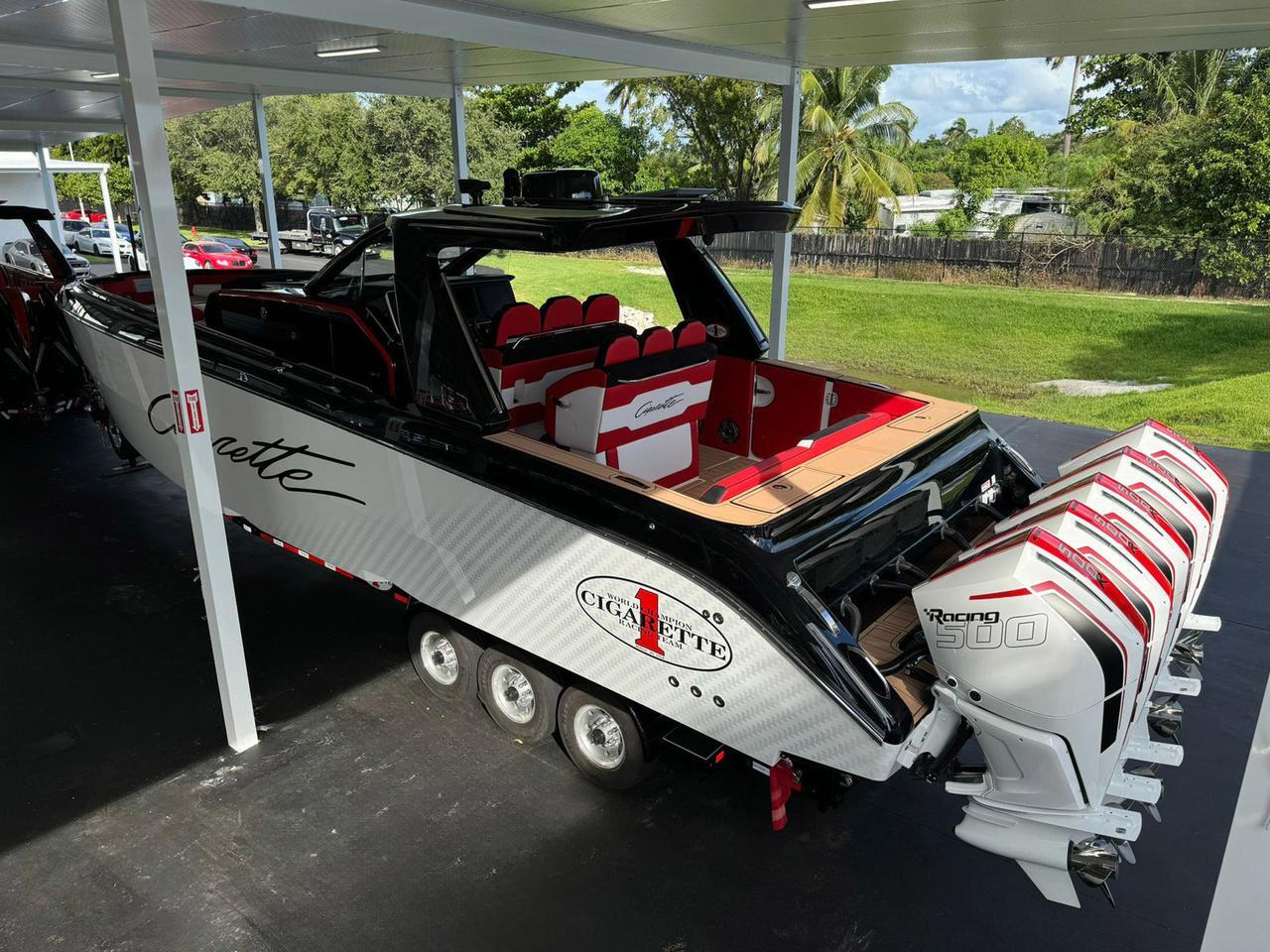 2025 CIGARETTE AURORIS 42' Fort Lauderdale FL