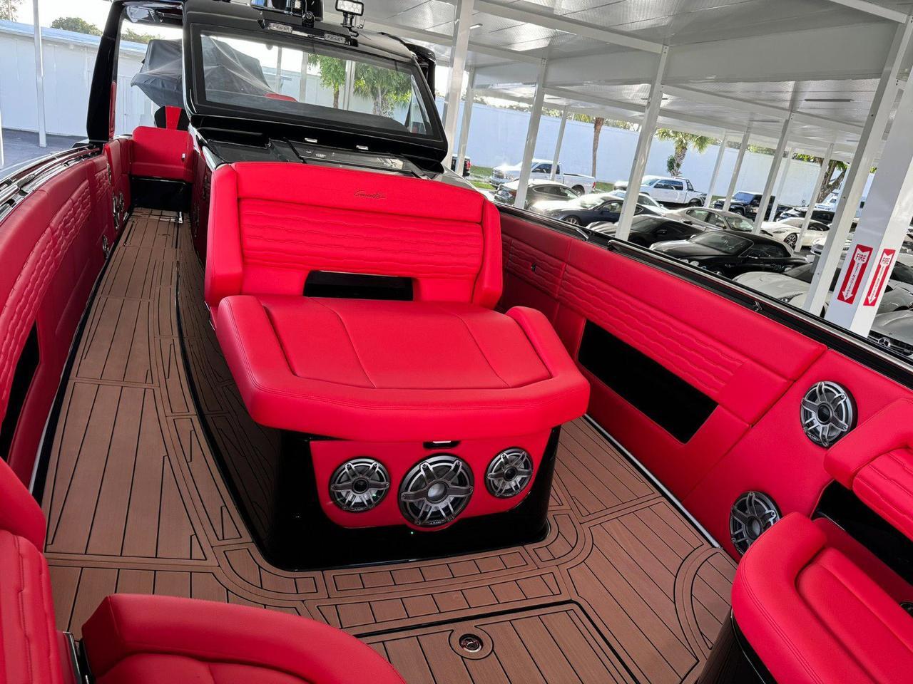 2025 CIGARETTE NIGHTHAWK 41' Fort Lauderdale FL