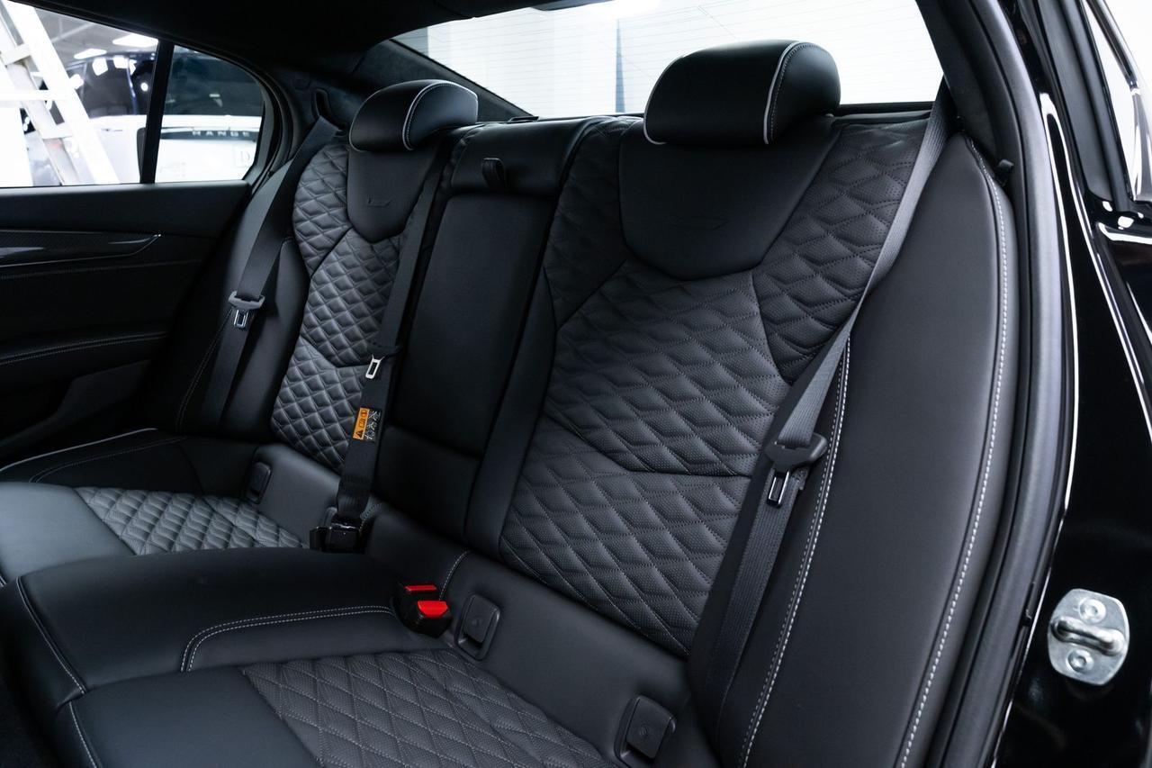 2025 Cadillac CT5 V-Series 1 Owner 6-Speed Manual Quilted Seats Portland OR