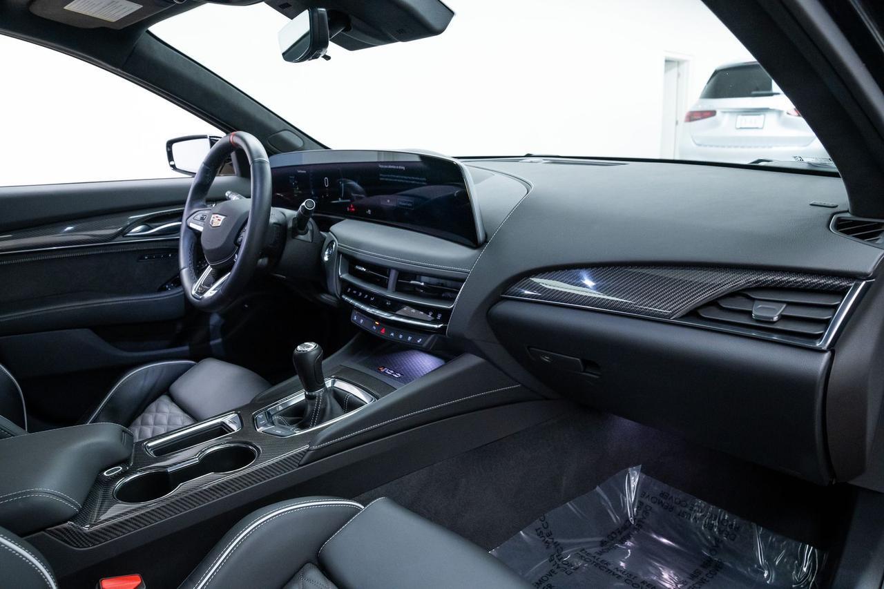 2025 Cadillac CT5 V-Series 1 Owner 6-Speed Manual Quilted Seats Portland OR