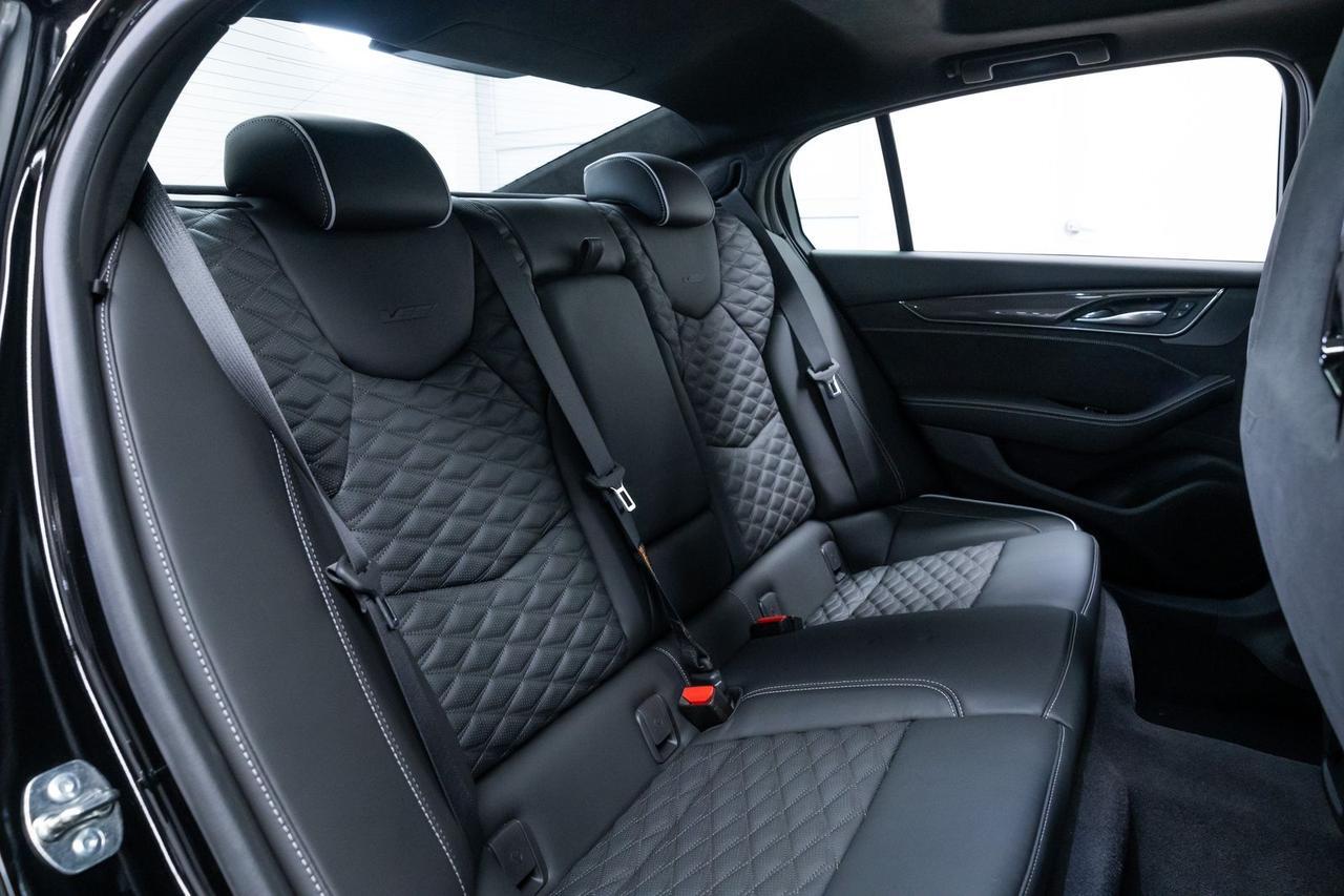 2025 Cadillac CT5 V-Series 1 Owner 6-Speed Manual Quilted Seats Portland OR