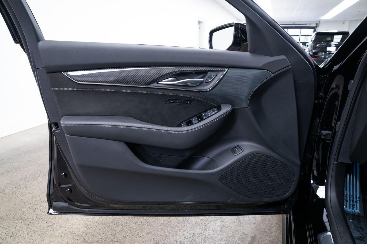 2025 Cadillac CT5 V-Series 1 Owner 6-Speed Manual Quilted Seats Portland OR