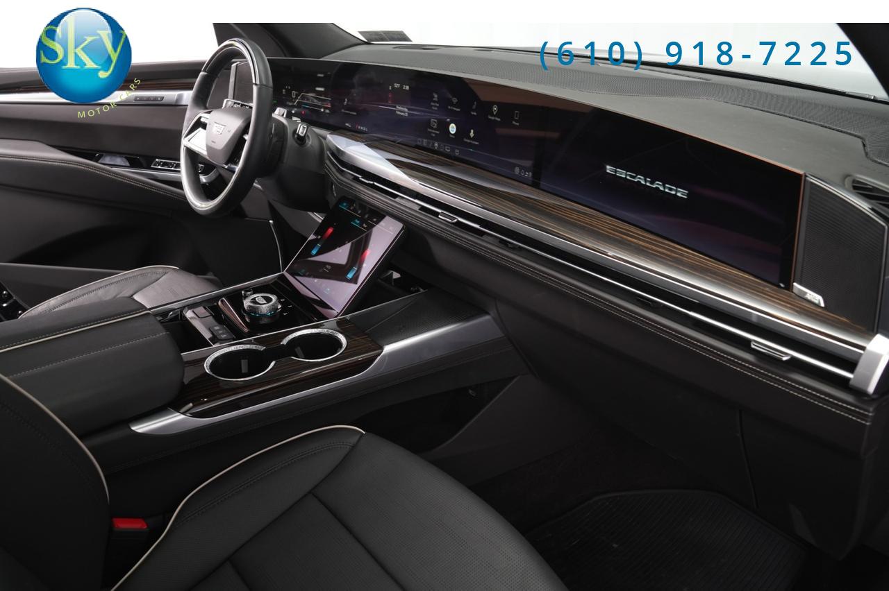 2025 Cadillac Escalade 4WD Premium Luxury 7-PASSENGER West Chester PA