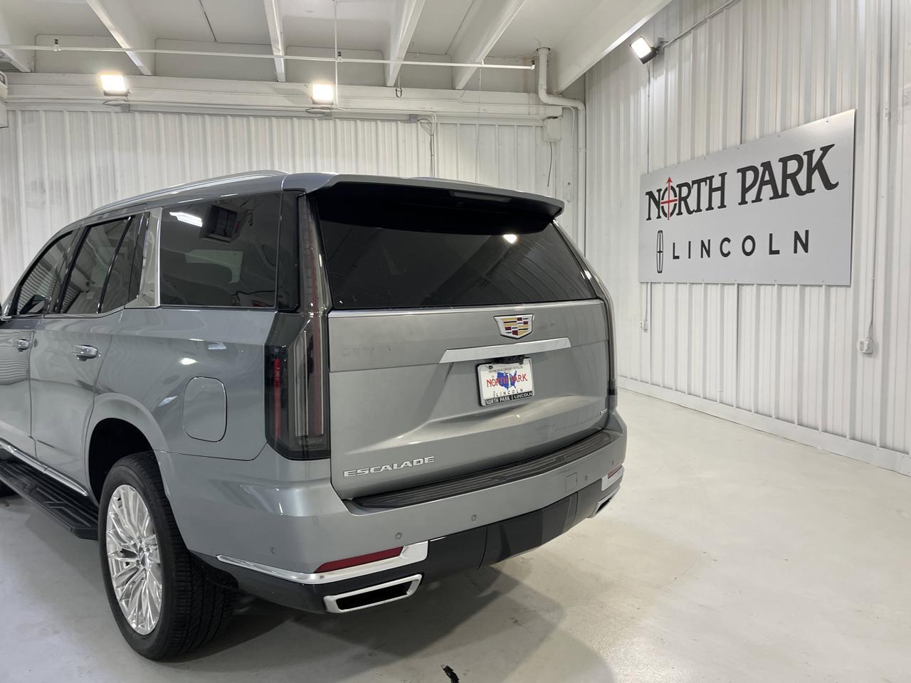 2025 Cadillac Escalade 4WD Premium Luxury