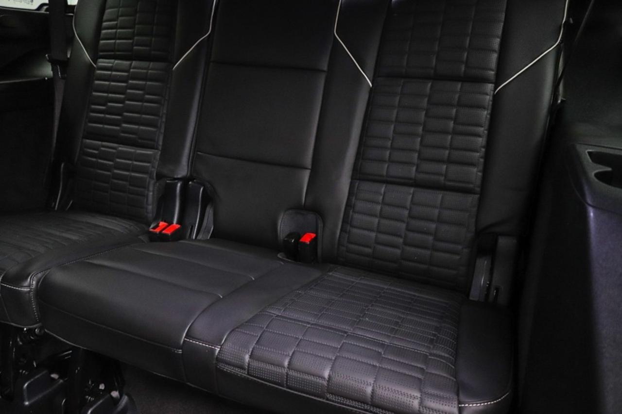 2025 Cadillac Escalade 4WD Sport Platinum Newport Beach CA