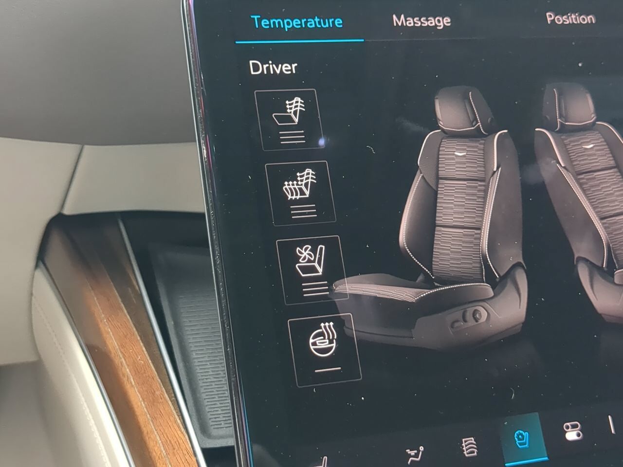 2025 Cadillac Escalade 4WD Sport Platinum Appleton WI