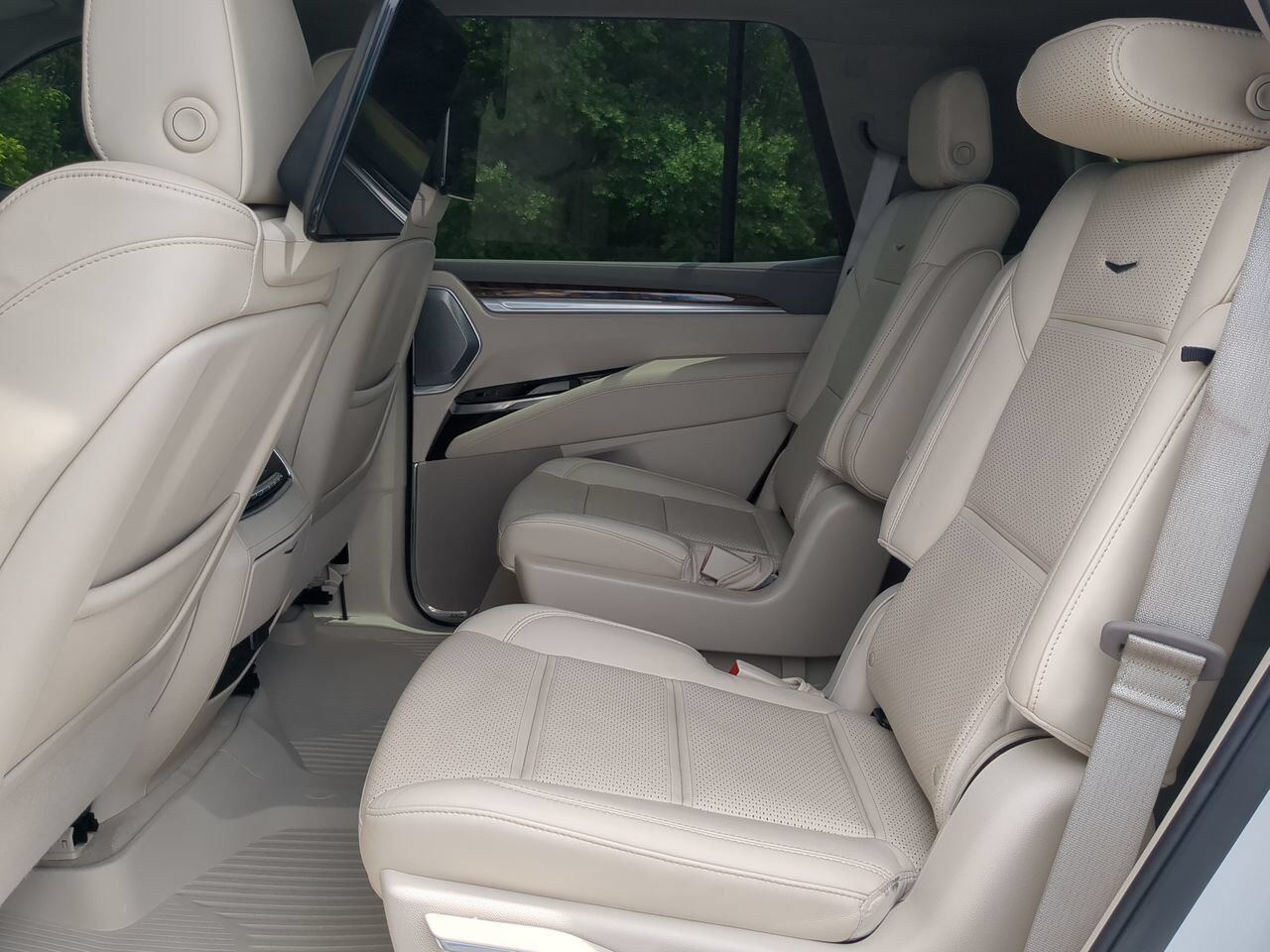 2025 Cadillac Escalade 4WD Sport Platinum Appleton WI